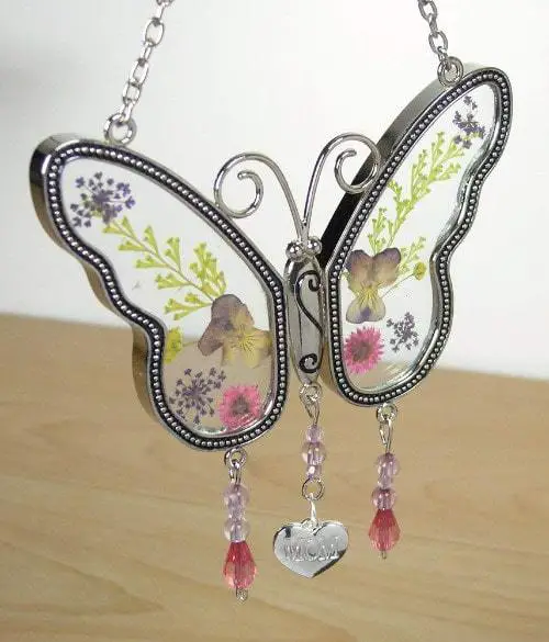BANBERRY DESIGNS Mom Butterfly Mother Suncatcher with Pressed Flower Wings</strong